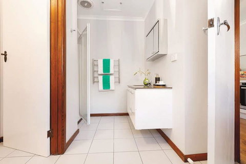 Your Ballarat Home - Australia Accommodation 2