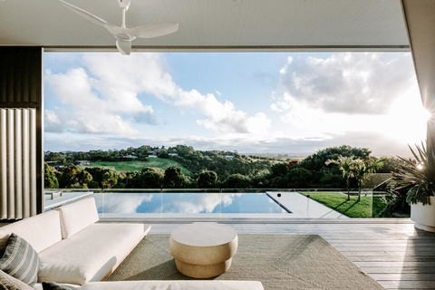 Your Luxury Escape - The Retreat - Australia Accommodation 0