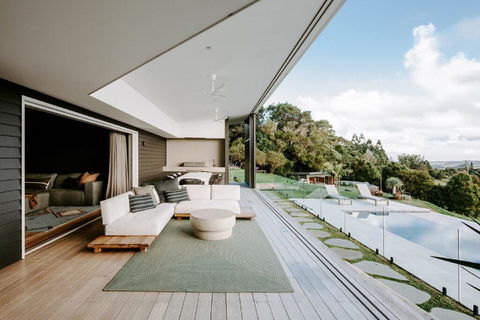 Your Luxury Escape - The Retreat - Australia Accommodation 1