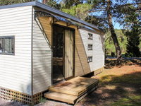 Zeehan Bush Camp