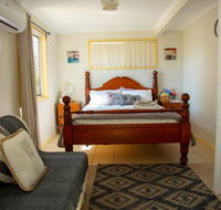Zen Escape Guest House - Australia Accommodation
