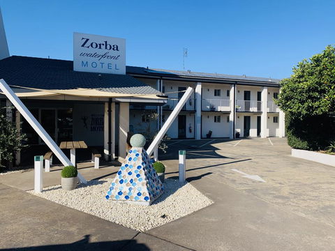 Zorba Waterfront Motel - Australia Accommodation 0