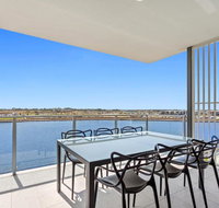 Direct Hotels - North Shore Kawana - Australia Accommodation