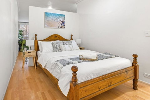 A Chic Studio Right Next To Darling Harbour - Australia Accommodation 1