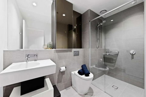 A Comfy Apt Next To Southern Cross FREE Parking - Australia Accommodation 3