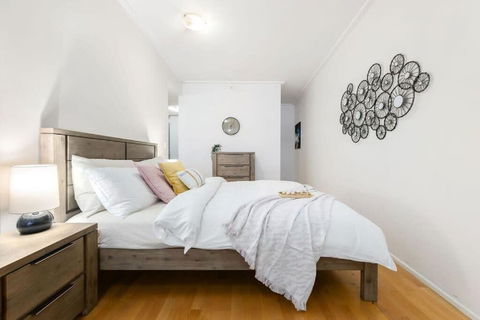 A Modern & Stylish Studio Next To Darling Harbour - Australia Accommodation 1