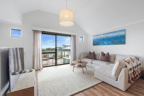 A Stones Throw Gnarabup - Australia Accommodation 1