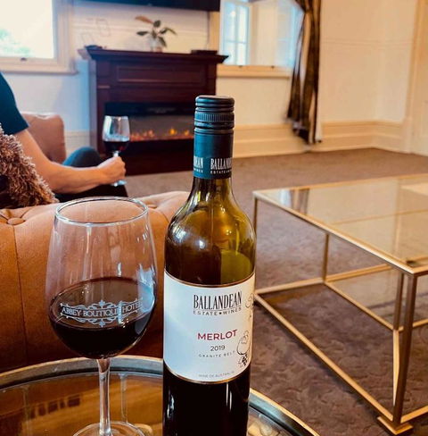 Abbey Boutique Hotel Adults Only - Australia Accommodation 3