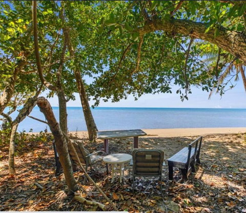 Absolute Beachfront WongaBelle- Pet Friendly - Australia Accommodation 1