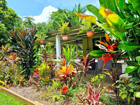 Alena Star House, Eco Retreat With Pool, Prime Position - Australia Accommodation 2