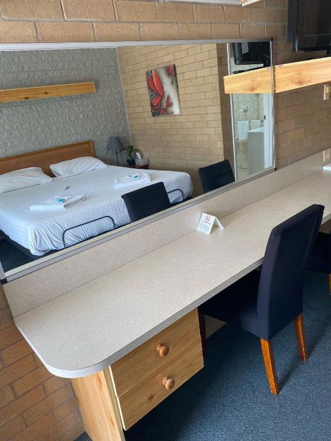 Alexander Motor Inn - Australia Accommodation 3