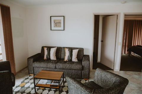 Alkoomi Chalets - Australia Accommodation 2