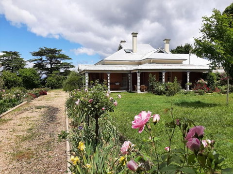 Alloway Bank - Australia Accommodation 2