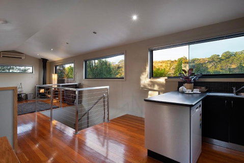 Alofi - Australia Accommodation 0