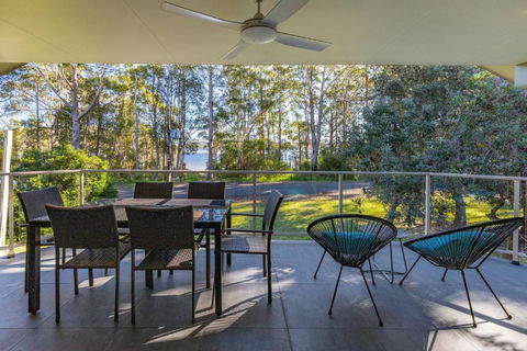 Amaroo Sunset Lodge - Australia Accommodation 3