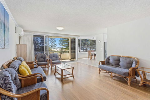 Ambassador Beachfront Apartments - Hosted By Burleigh Letting - Australia Accommodation 2