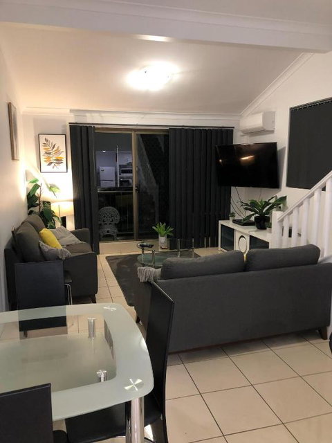 Anacapri Holiday Resort Apartments - Australia Accommodation 2