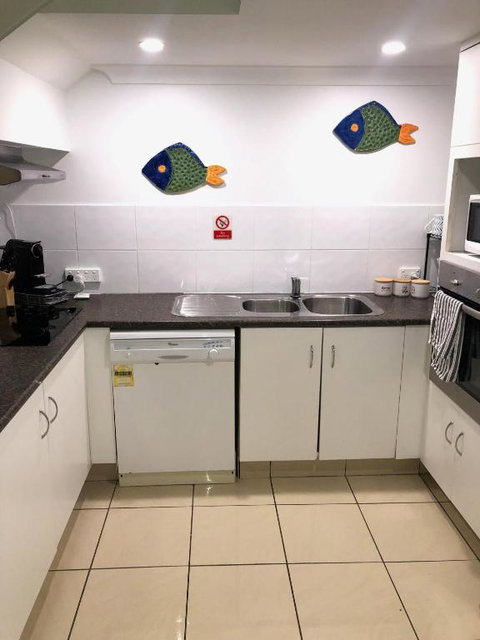 Anacapri Holiday Resort Apartments - Australia Accommodation 4