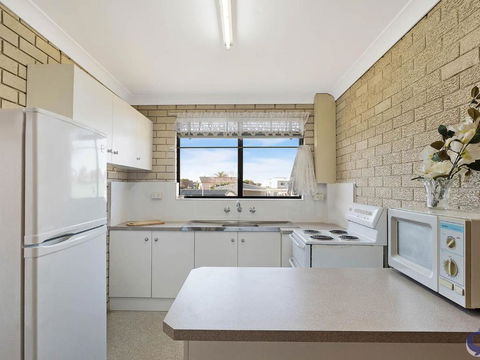 Apollo Unit 30 First Floor - Australia Accommodation 3