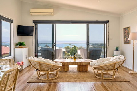Apsley View - Australia Accommodation 4