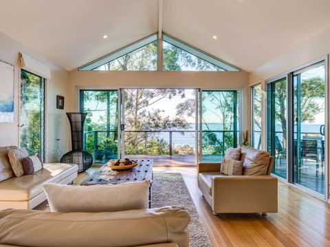 Aqua Pure At Hyams Beach - Australia Accommodation 0