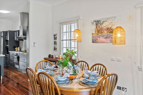 Artistic Queenslander With Park Views - Near City! - Australia Accommodation 0