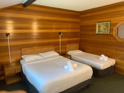 Ascot Motor Inn - Australia Accommodation 3