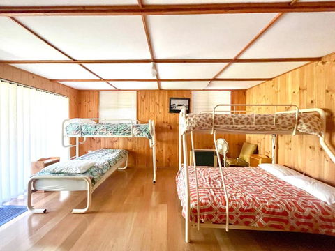 Ashgrove - Australia Accommodation 4