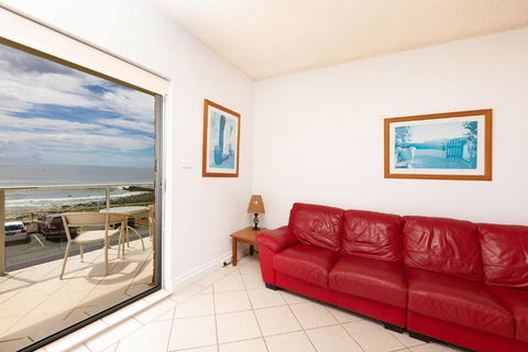 At The Beach, Debra Court Unit 5 - Australia Accommodation 2