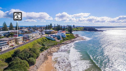 Avalon 4 - Australia Accommodation 0