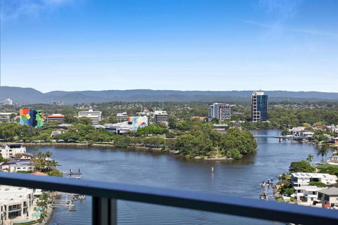 Avalon Apartments - QStay - Australia Accommodation 1