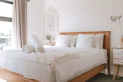 B E A C H H O U S E X I V - Australia Accommodation 4