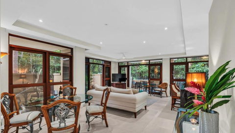 BAHAMA At Temple Tranquility - Australia Accommodation 4