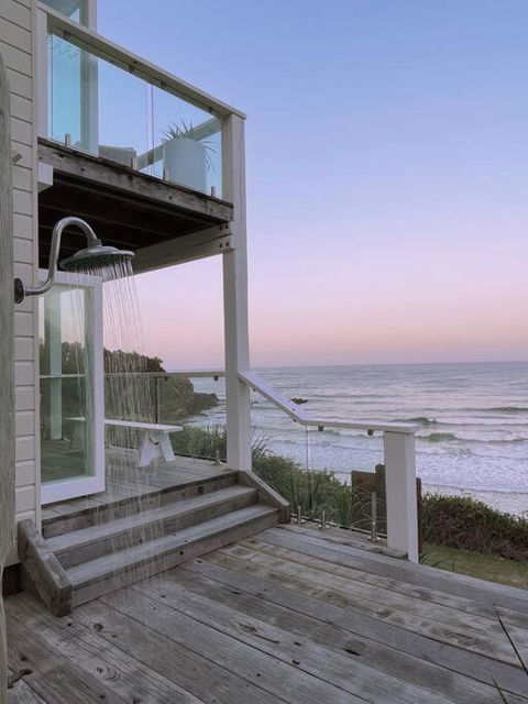 BAY PROPERTIES . Beach House Studio - Australia Accommodation 0