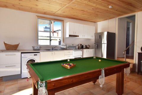 Absolute Waterfront - Australia Accommodation 1