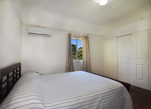 Absolute Waterfront - Australia Accommodation 2