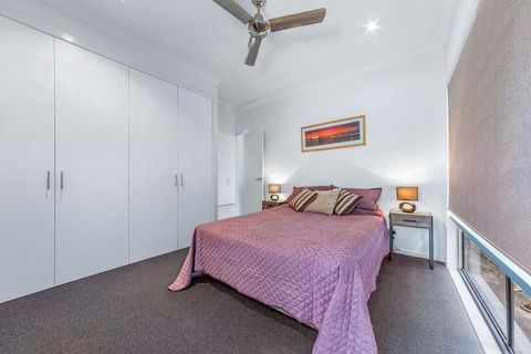 Viewpoint Holiday Home - Cannonvale - Australia Accommodation 11