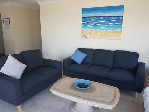 Mykonos Apartments - Australia Accommodation 11