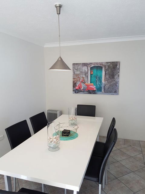 Mykonos Apartments - Australia Accommodation 19