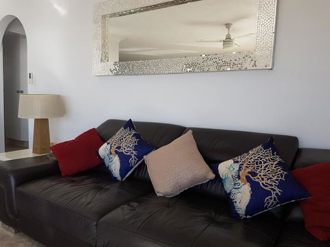 Mykonos Apartments - Australia Accommodation 20