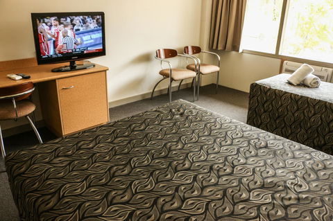 Salisbury Hotel Motel - Australia Accommodation 8