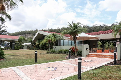 Salisbury Hotel Motel - Australia Accommodation 0