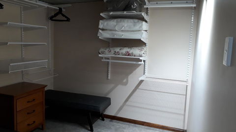 Private Apartment With Scenic Gardens - Australia Accommodation 14