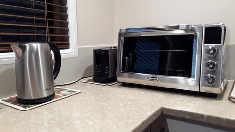 Private Apartment With Scenic Gardens - Australia Accommodation 13