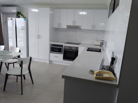 Silverton Apartment Resort Surfers Paradise - Australia Accommodation 9