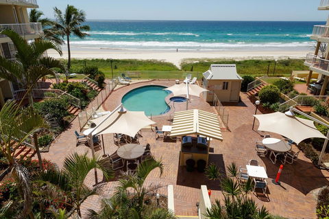 Crystal Beachfront Apartments - Australia Accommodation 36