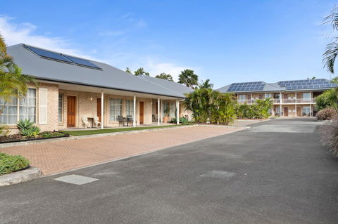 Coopers Colonial Motel - Australia Accommodation 25