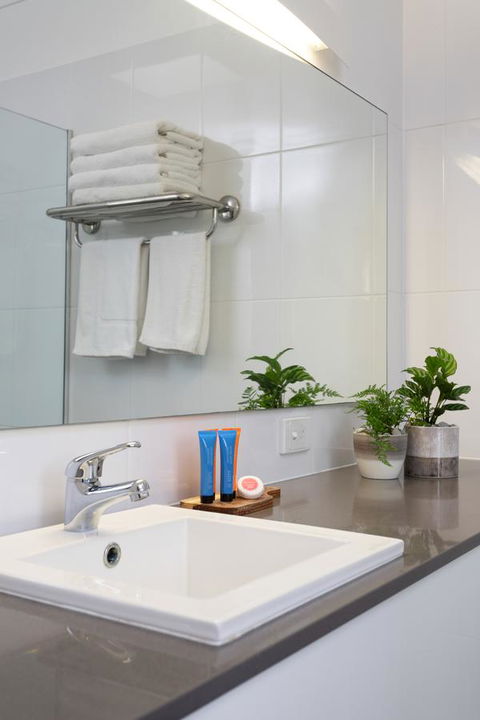 Coopers Colonial Motel - Australia Accommodation 18
