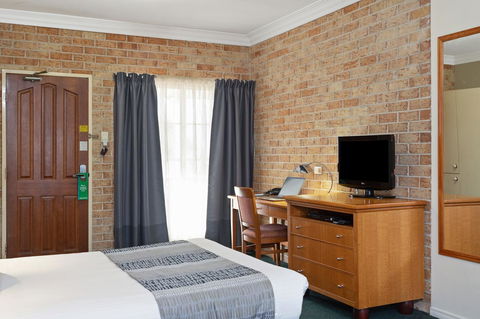 Coopers Colonial Motel - Australia Accommodation 17