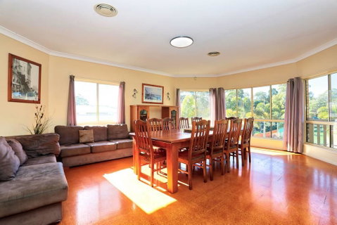 Waterfront At White Patch - Australia Accommodation 27